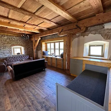 Апартаменты Farma Blato - Sypka A Glamping Uhlirske Janovice